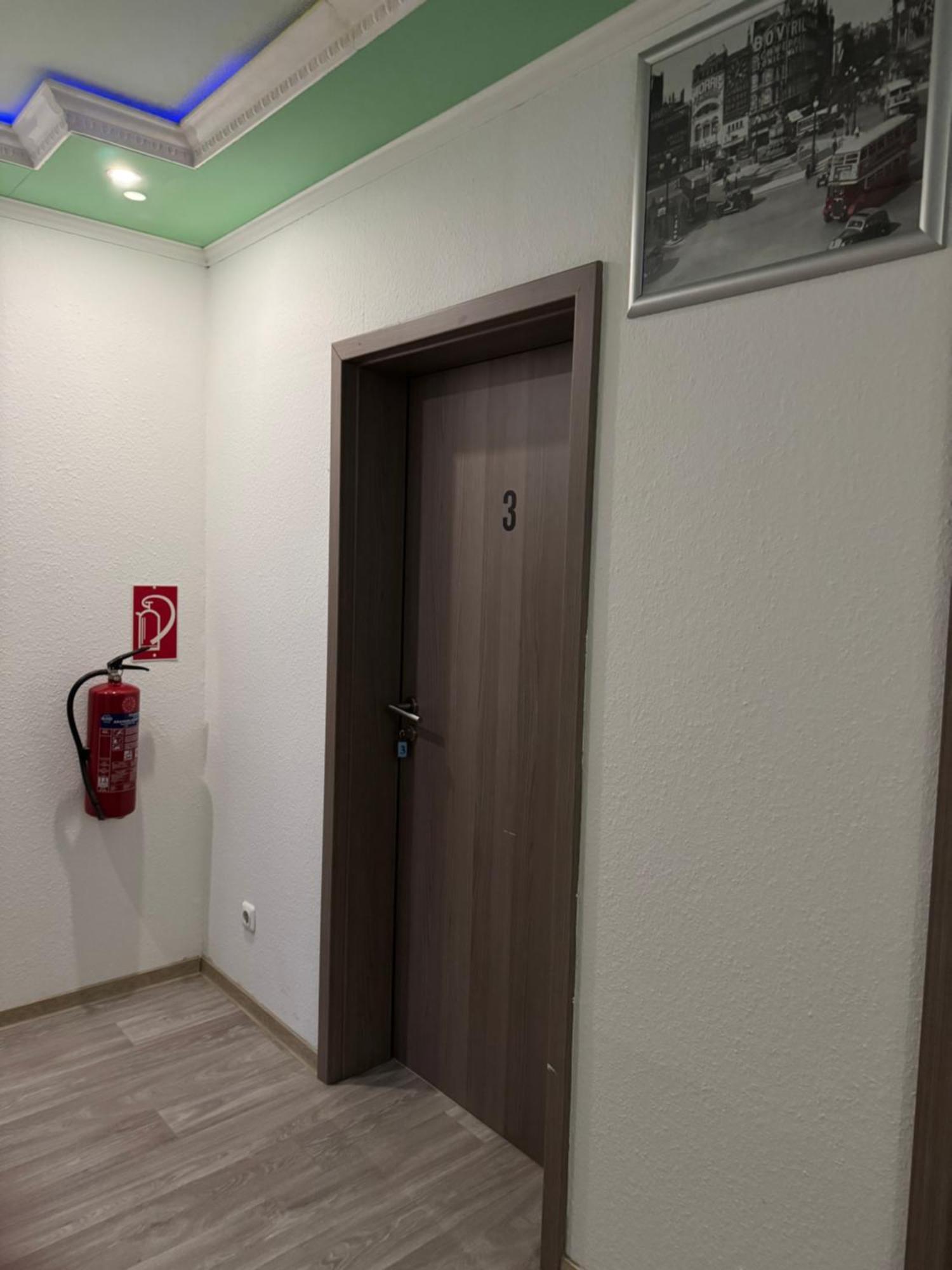 Hotel-Pension Alt-Heidenberg Зиген Экстерьер фото