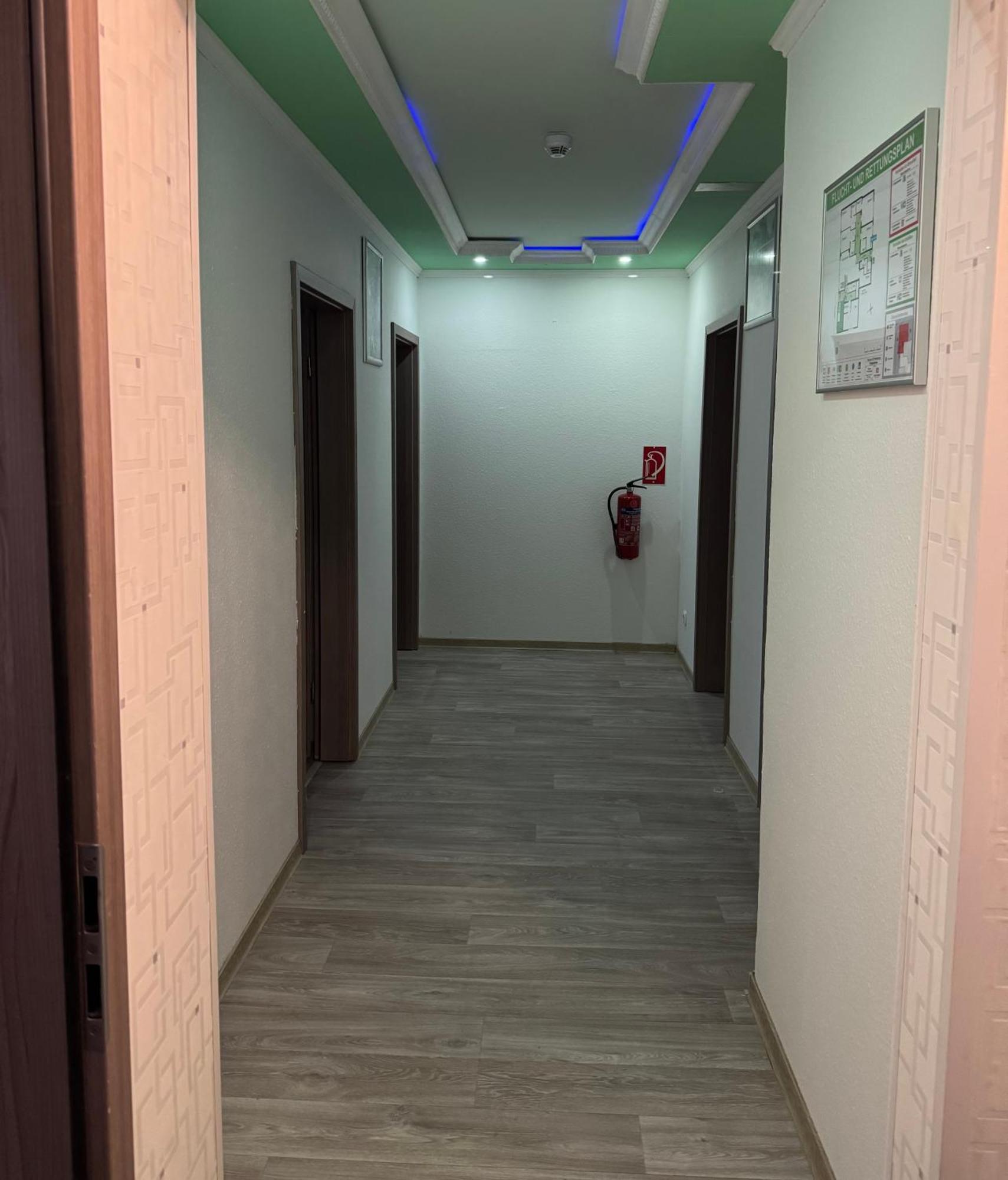 Hotel-Pension Alt-Heidenberg Зиген Экстерьер фото